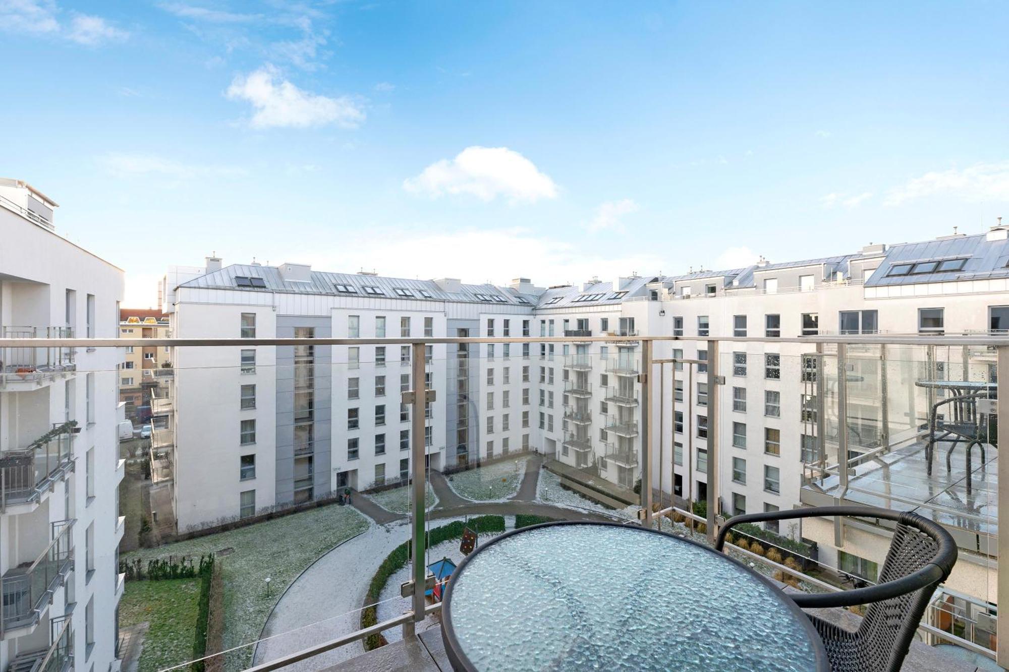 Angielska Grobla - City Center, Marina & Parking By Downtown Apartments Gdansk Bilik gambar